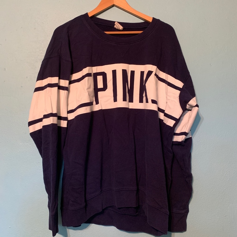 PINK Sweatshirt